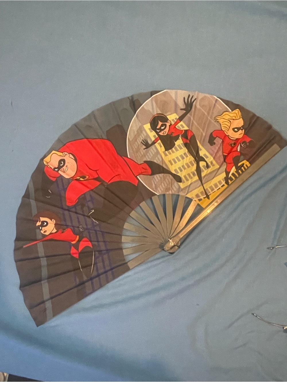 The Incredibles  Fan Accessory - Disney Pixar